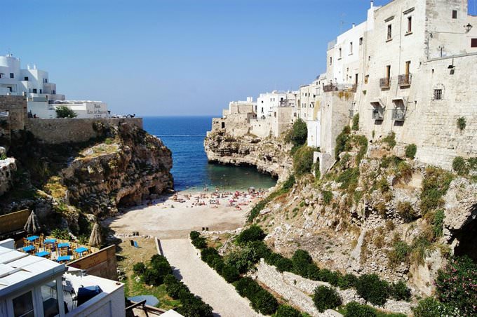 White Cliffs, Bari, Italy White Cliffs, Bari, Italy