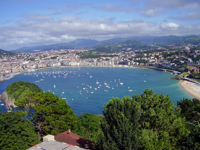 Donostia - San Sebastian Donostia - San Sebastian