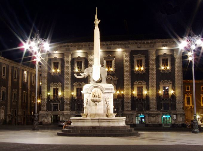 Piazza Duomo-Catania-Sicilia Piazza Duomo-Catania-Sicilia