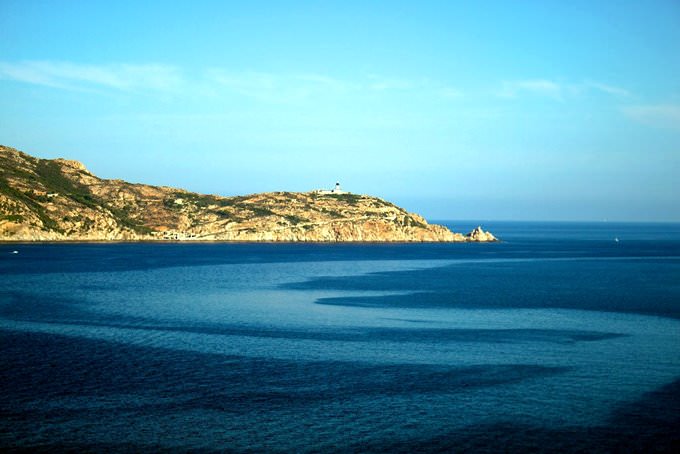 Calvi Calvi