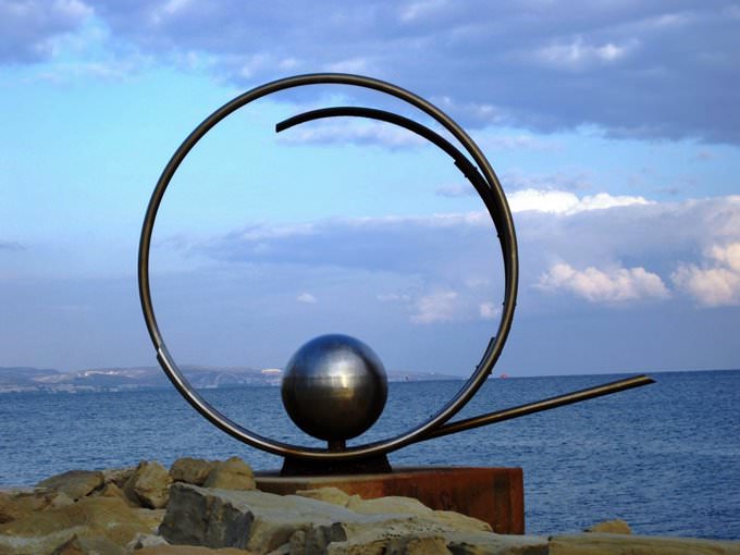 Steel, circular sculpture Steel, circular sculpture