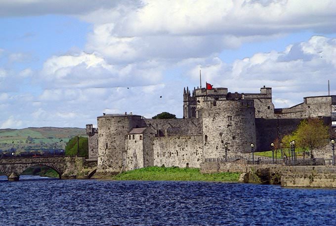 King Johns Castle - Seat of the Kings of Munster King Johns Castle - Seat of the Kings of Munster