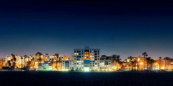 Santa Monica City Breaks Ideas On What To Do In City Break In Santa Monica Active Leisure Ideas For Attractions Recreation And Nightlife