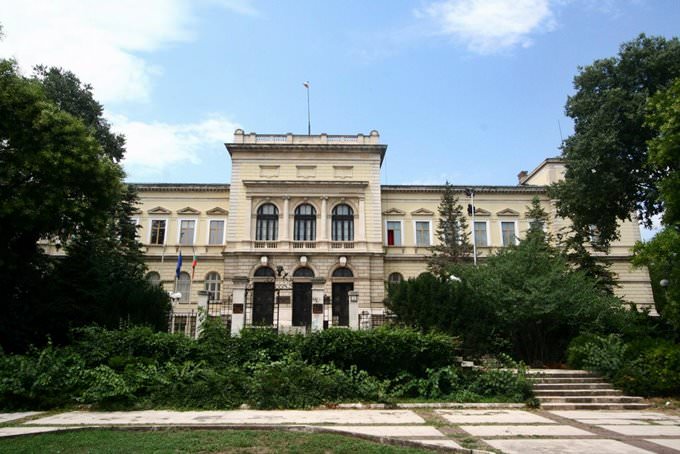 Museo arqueoloÌgico de Varna Museo arqueoloÌgico de Varna