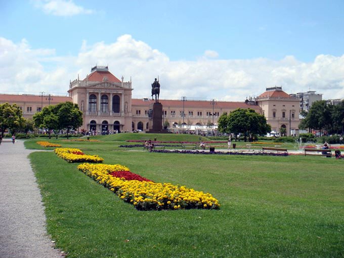Zagrebs Train Station Zagrebs Train Station