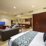 Фото 4 - Ramada Plaza Jumeirah Beach Residence Hotel