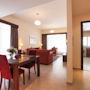 Фото 10 - Mövenpick Hotel & Apartments Bur Dubai