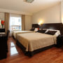 Фото 2 - Europlaza Hotel & Suites