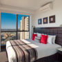 Фото 1 - Meriton Serviced Apartments - Adelaide Street, Brisbane