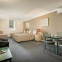 Фото 9 - Quest Serviced Apartments - Waterfront