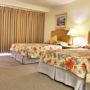 Фото 2 - Castaways Resort and Suites