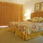 Фото 5 - Castaways Resort and Suites