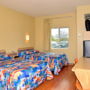 Фото 2 - Motel 6 - Toronto East - Whitby