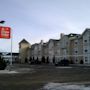 Фото 2 - Econolodge Inn and Suites