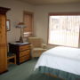 Фото 7 - Waterton Lakes Lodge Resort