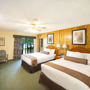 Фото 2 - Bayshore Inn Resort and Spa