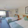 Фото 3 - Bayshore Inn Resort and Spa