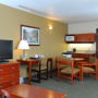 Фото 13 - Service Plus Inns & Suites Grande Prairie