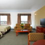 Фото 8 - Service Plus Inns & Suites Grande Prairie