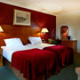Фото 9 - Macdonald Elmers Court Hotel & Resort