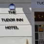 Фото 14 - Tudor Inn & Blair Victoria Hotel - B&B