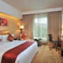 Фото 2 - Four Points By Sheraton Hotel and Serviced Apartments