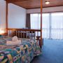 Фото 11 - Swiss Chalet Lodge Motel