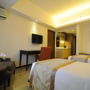 Фото 9 - Imperial Palace Suites