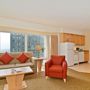 Фото 12 - Comfort Suites Michigan Avenue