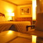 Фото 3 - Sutton Suites & Extended Stays