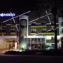 Фото 13 - Hotel Indigo Anaheim Maingate