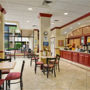 Фото 14 - Travelodge Inn & Suites Orlando Airport