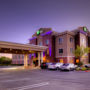 Фото 8 - Holiday Inn Express Hotel & Suites Roseville - Galleria Area