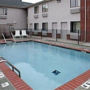 Фото 2 - Econo Lodge Inn & Suites Tulsa