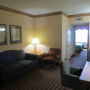 Фото 5 - Comfort Inn & Suites-Dallas/Walnut Hill