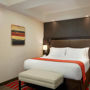 Фото 2 - Paradise Coast Hotel and Suites