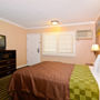 Фото 8 - Rodeway Inn and Suites Rosemead
