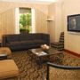 Фото 2 - Hampton Inn & Suites Country Club Plaza