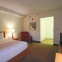 Фото 12 - La Quinta Inn & Suites Orlando South