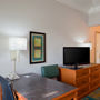 Фото 4 - La Quinta Inn & Suites Greensboro