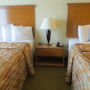 Фото 7 - Econo Lodge Inn & Suites New Braunfels