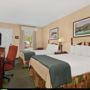 Фото 2 - Baymont Inn & Suites- Lakeland