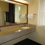 Фото 14 - Quality Suites Near Orange County Convention Center