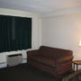 Фото 3 - Econo Lodge Inn & Suites Windsor