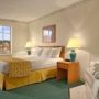 Фото 14 - Baymont Inn & Suites Mackinaw City