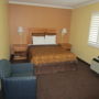 Фото 6 - Anaheim Islander Inn & Suites