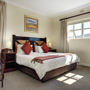 Фото 2 - Best Western Cape Suites Hotel