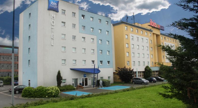 hotel near luxembourg airport
