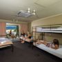 Фото 12 - Gilligan s Backpacker Hotel & Resort Cairns