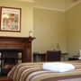 Фото 5 - Kirkland House Bed & Breakfast
